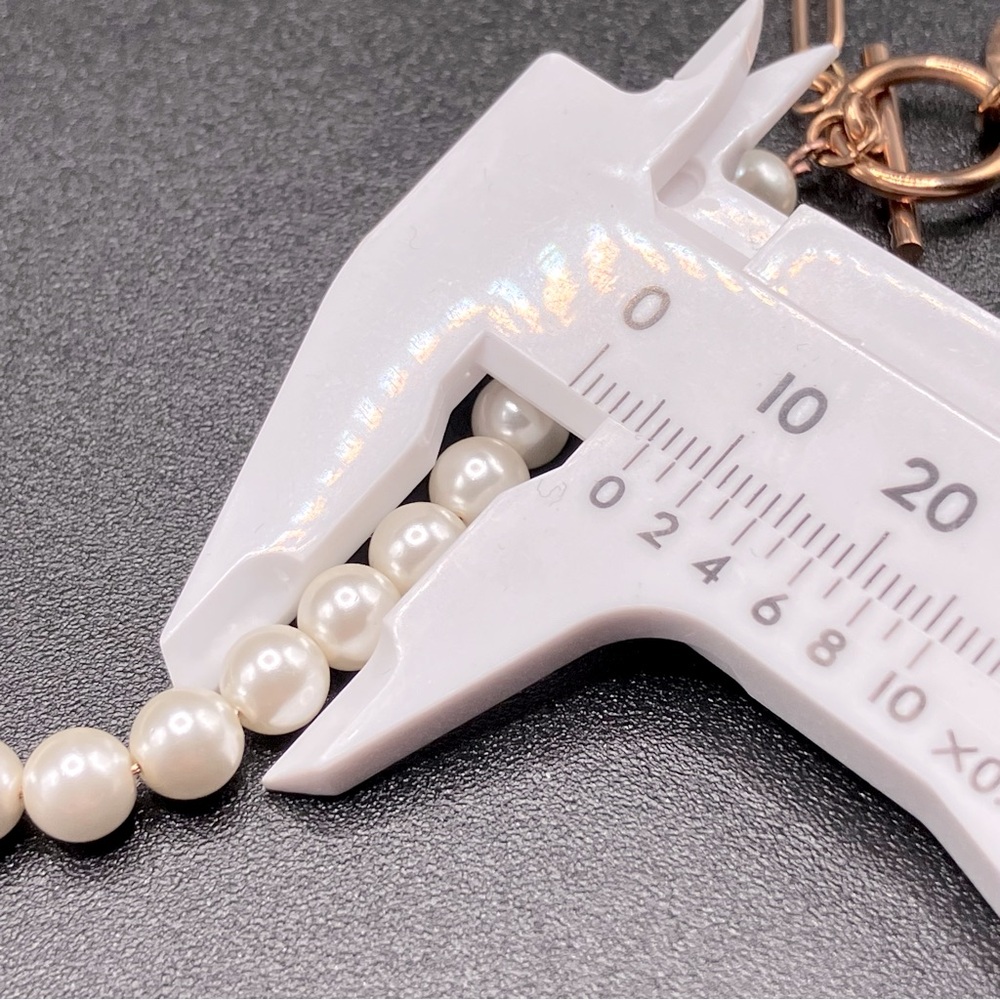 Rose Gold Stainless Steel and Shell Pearl Necklace 4 Piece Set Ever True - Picture 10 of 14